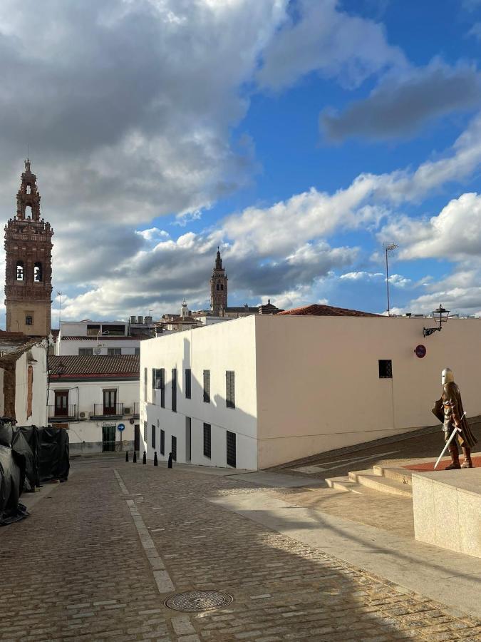 Estudio Tau Jerez De Los Caballeros Extérieur photo